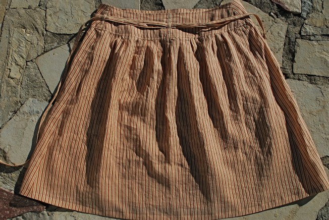 Here's a back view all spread out.